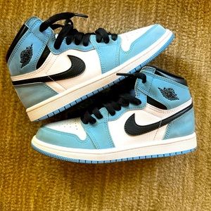 Air Jordan 1 High OG “University Blue”  3Y